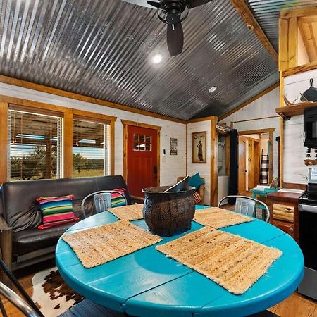 Rockin' R - Rustic Star Cabin Fredericksburg Buitenkant foto