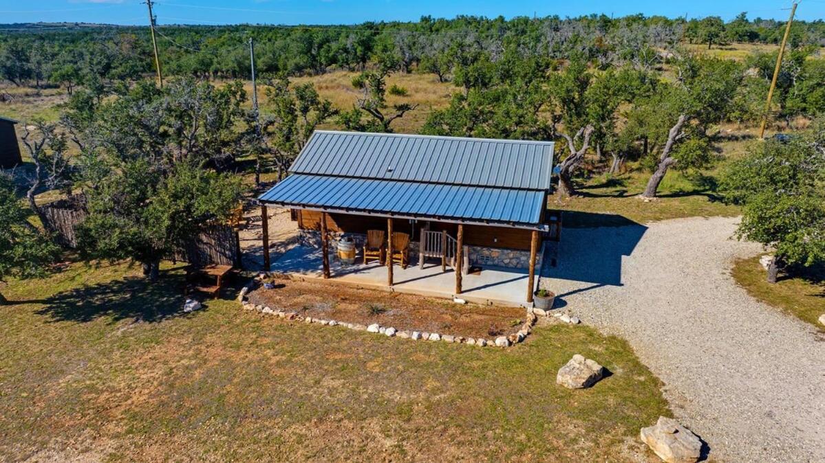 Rockin' R - Rustic Star Cabin Fredericksburg Buitenkant foto