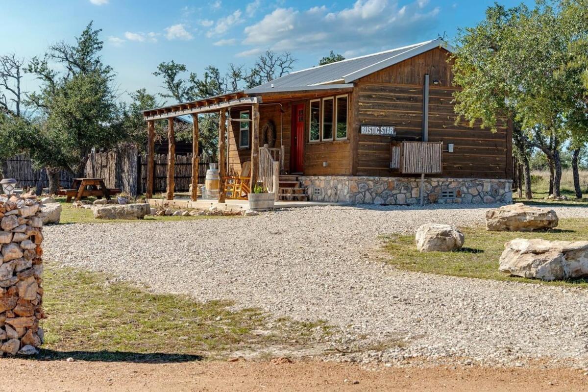 Rockin' R - Rustic Star Cabin Fredericksburg Buitenkant foto